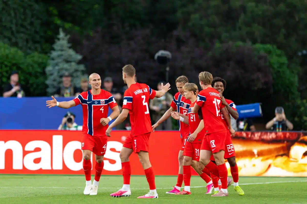 Leo Ostigard celebrates a goal with Norway defender